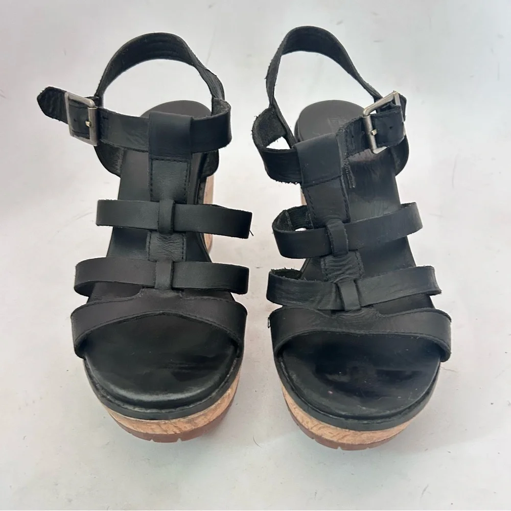Timberland Roslyn Black Leather Chunky Plataform Strappy Sandals Sz 7.5 Y2k